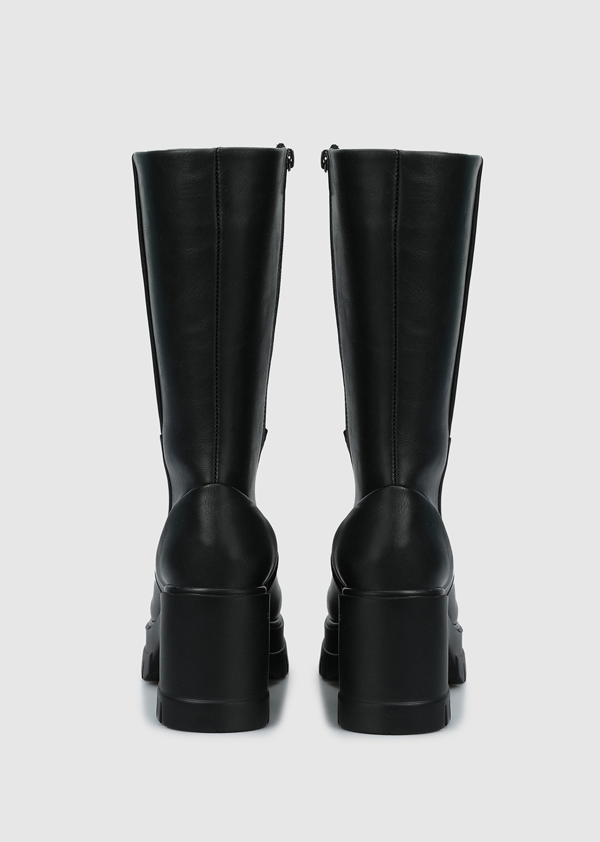 Siyah Kadın Bot - Görsel 5