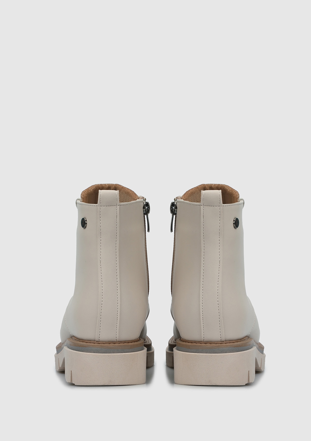 Bej Kadın Bot - Görsel 5