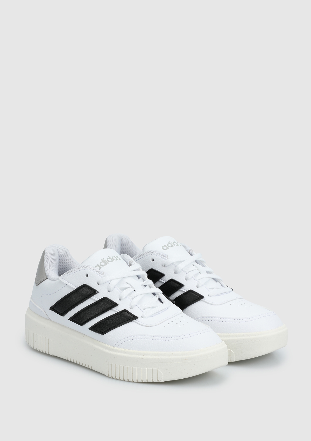 adidas JI2202 COURTBLOCK BOLD