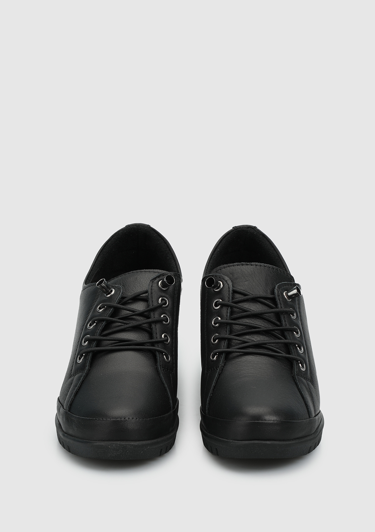 Siyah Deri Kadın Ayakkabı - Görsel 4