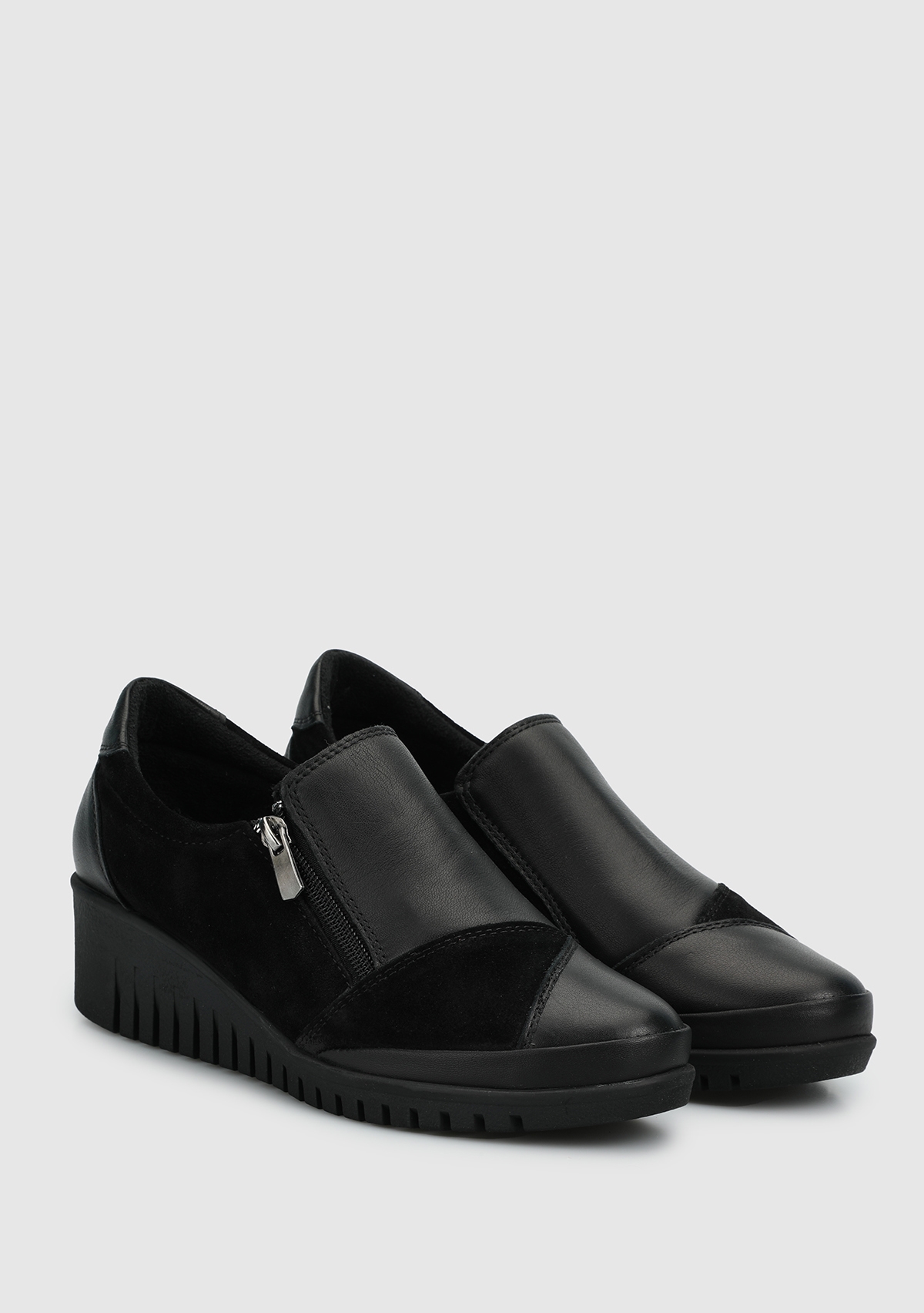 Siyah Deri Kadın Ayakkabı - Görsel 3