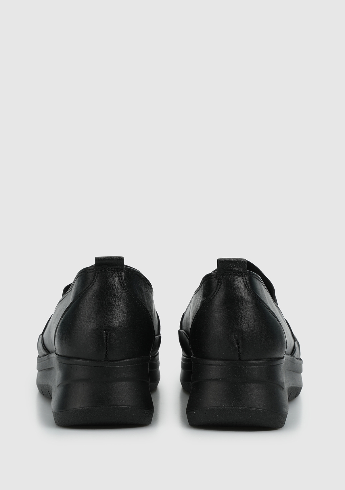 Siyah Deri Kadın Ayakkabı - Görsel 5