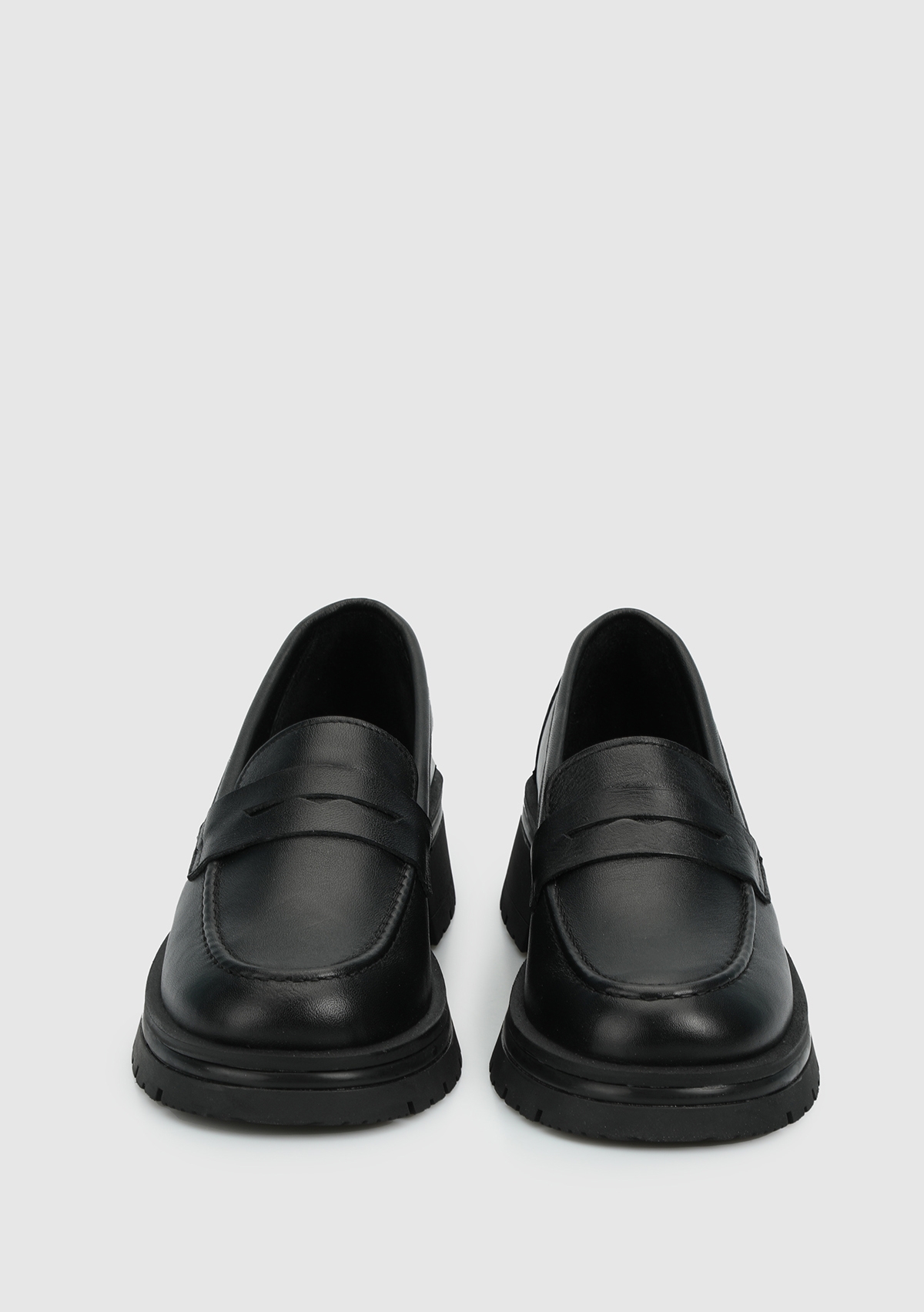 Siyah Deri Kadın Ayakkabı - Görsel 4