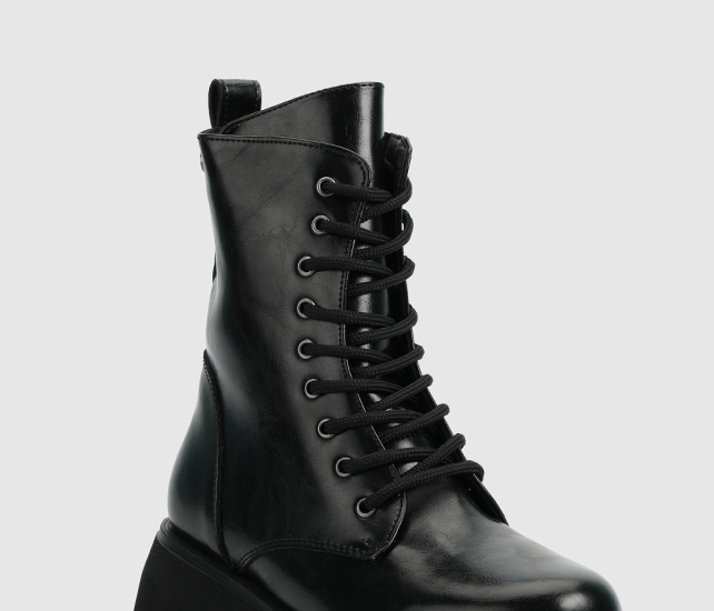 Siyah Kadın Bot - Görsel 6