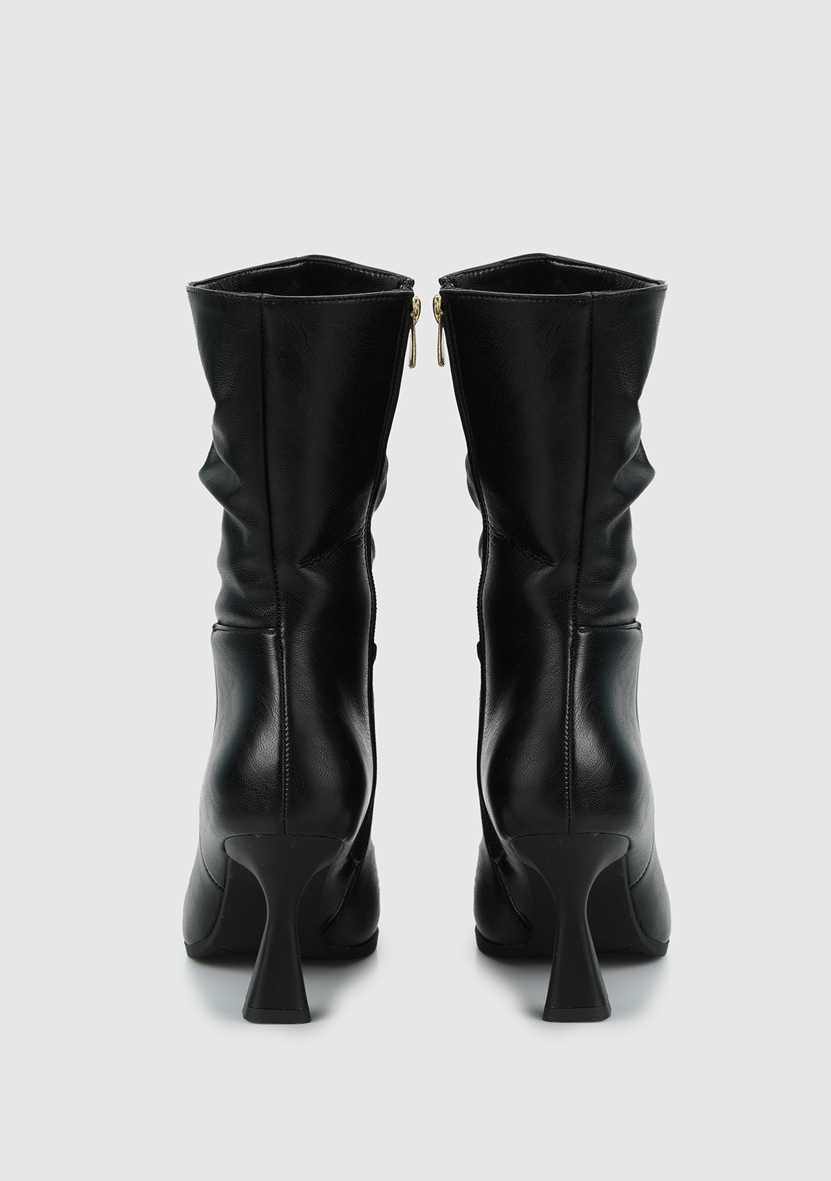 Siyah Kadın Bot - Görsel 5