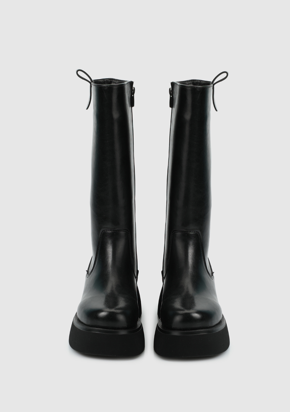 Siyah Kadın Bot - Görsel 4