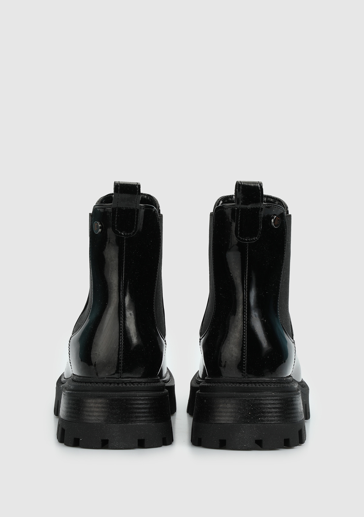 Siyah Kadın Bot - Görsel 5