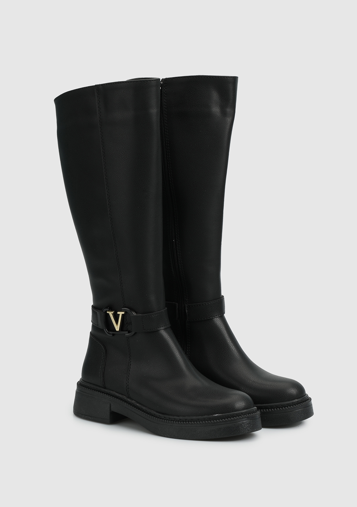 Siyah Kadın Bot - Görsel 3