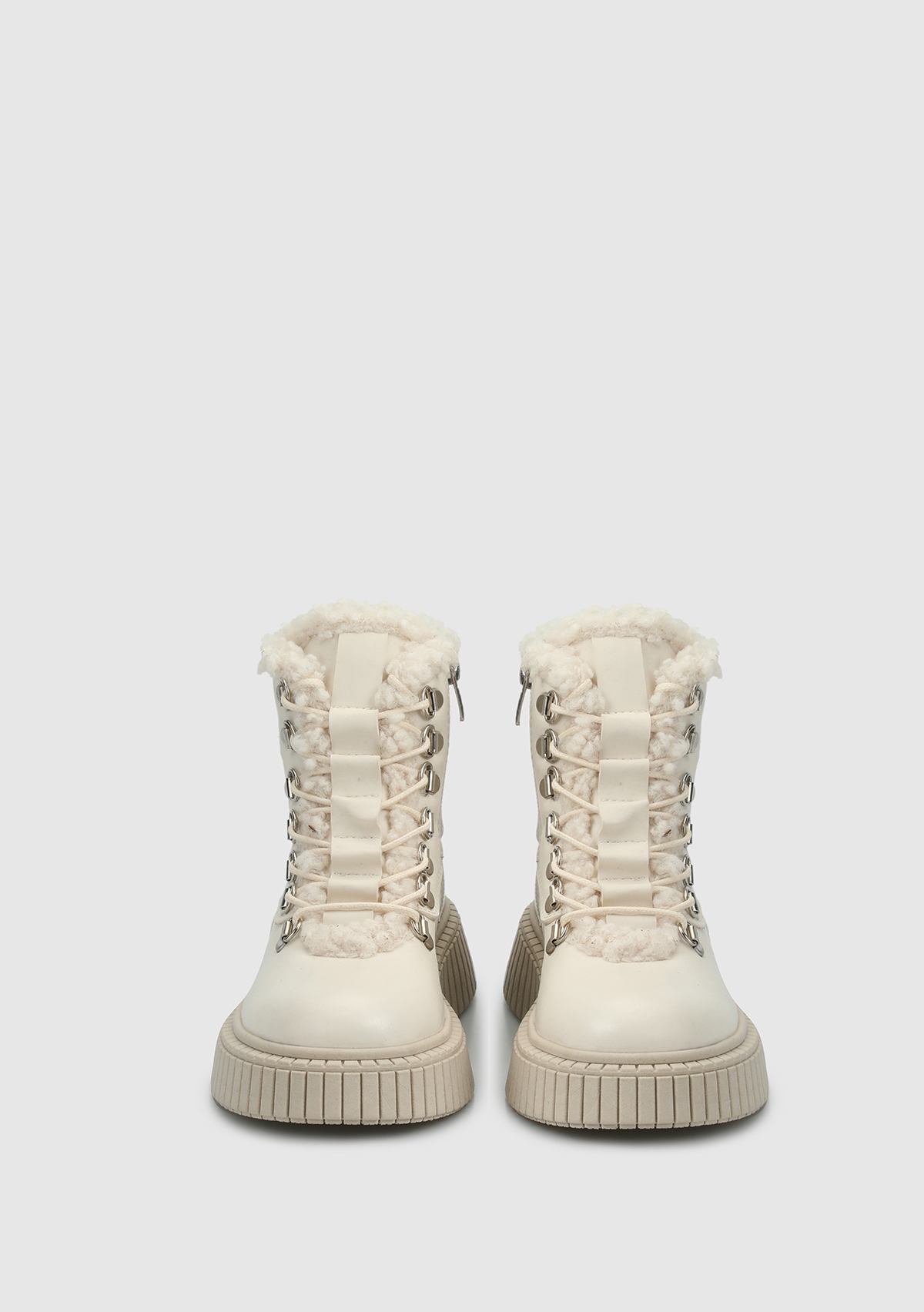 Ekru Kız Çocuk Bot - Görsel 4