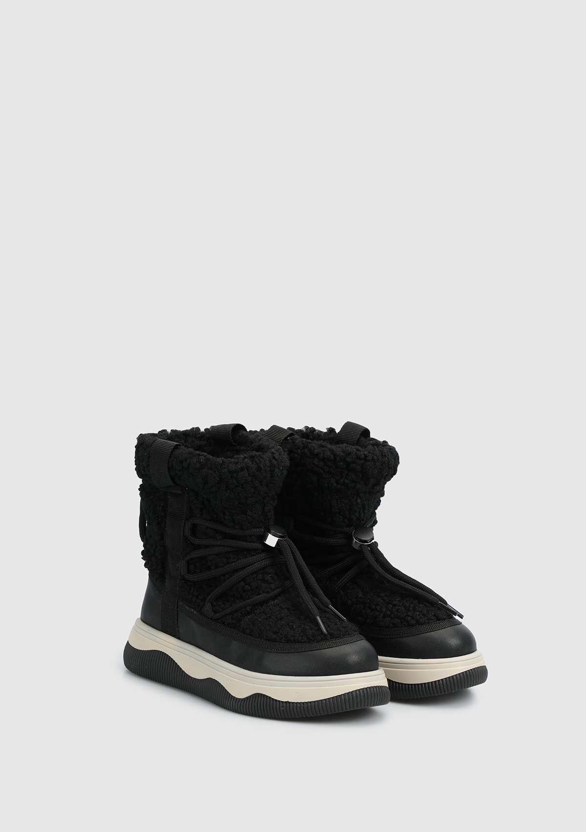 Siyah Kız Çocuk Bot - Görsel 3