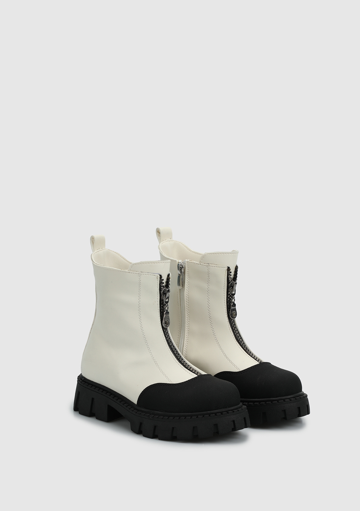 Ekru Kız &#199;ocuk Bot - Görsel 3