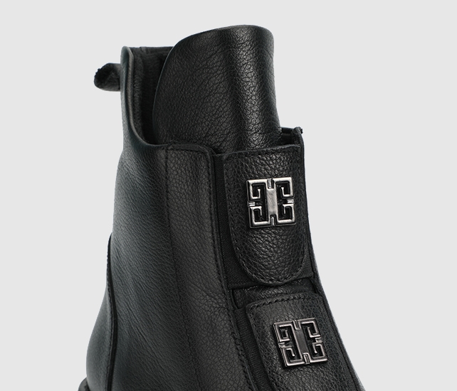 Siyah Deri Kadın Bot - Görsel 6