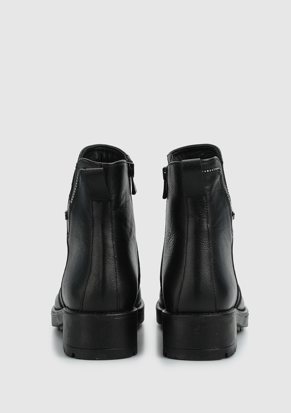 Siyah Deri Kadın Bot - Görsel 5