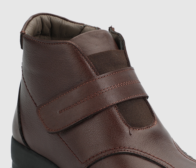 Kahve Deri Kadın Bot - Görsel 6