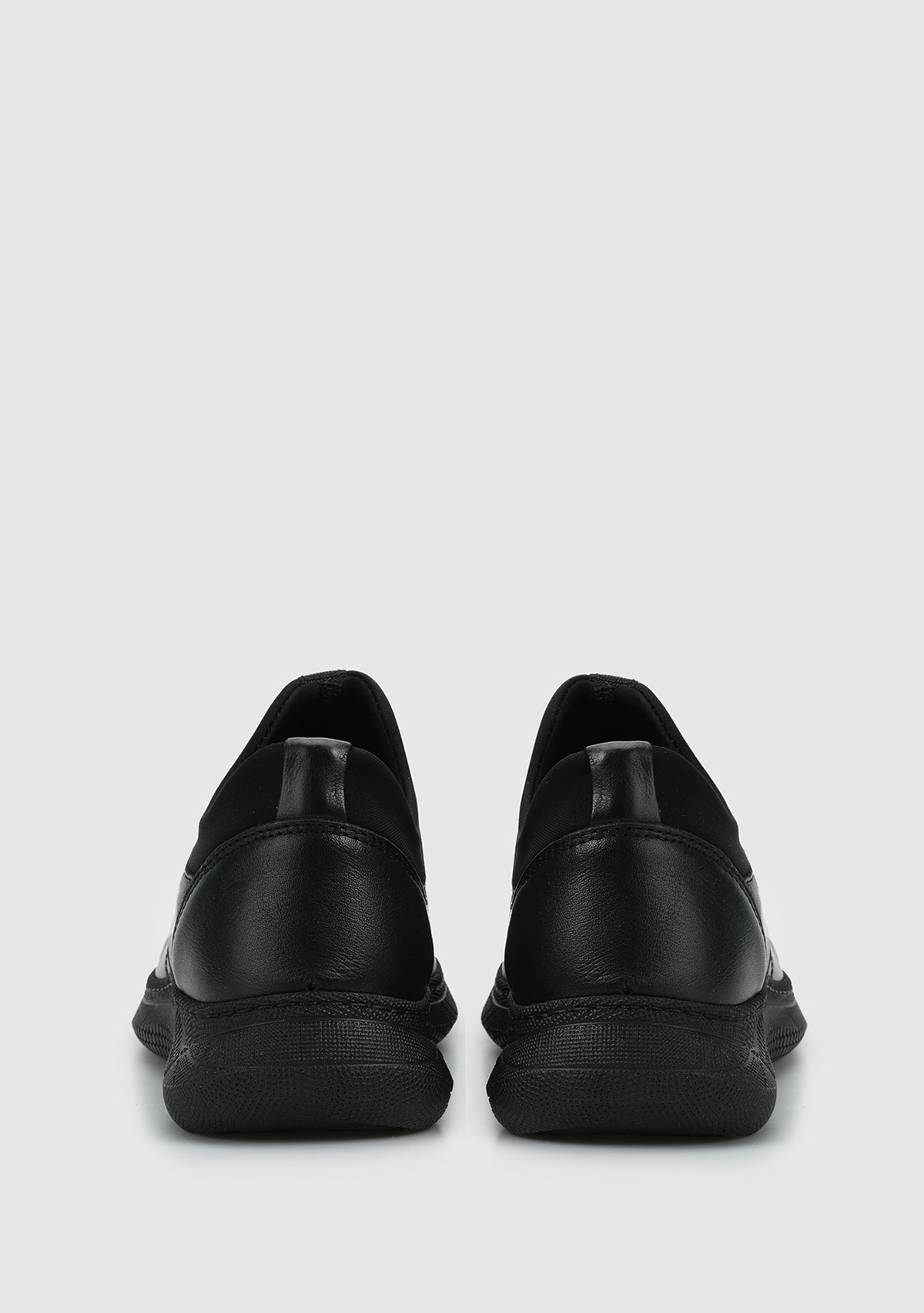 Siyah Deri Kadın Ayakkabı - Görsel 5