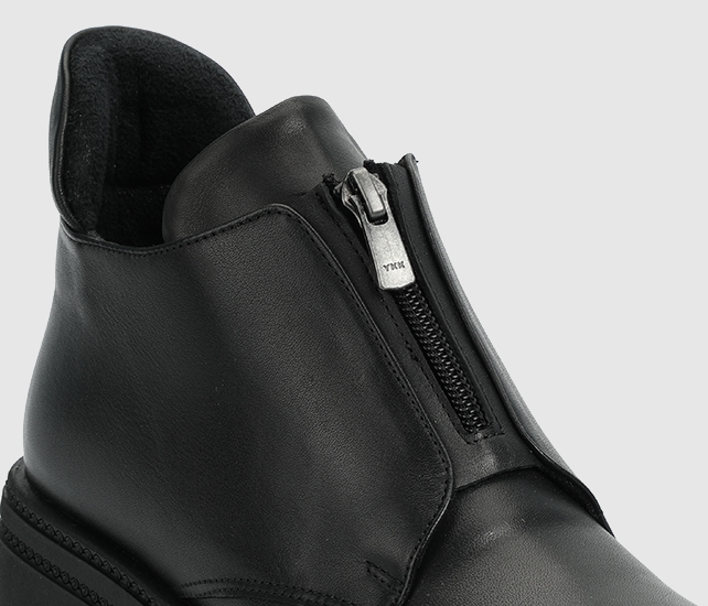 Siyah Deri Kadın Bot - Görsel 6