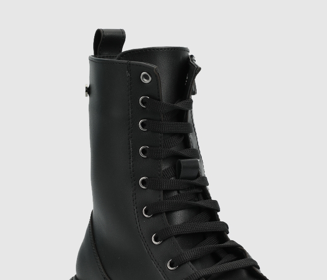 Siyah Kadın Bot - Görsel 6