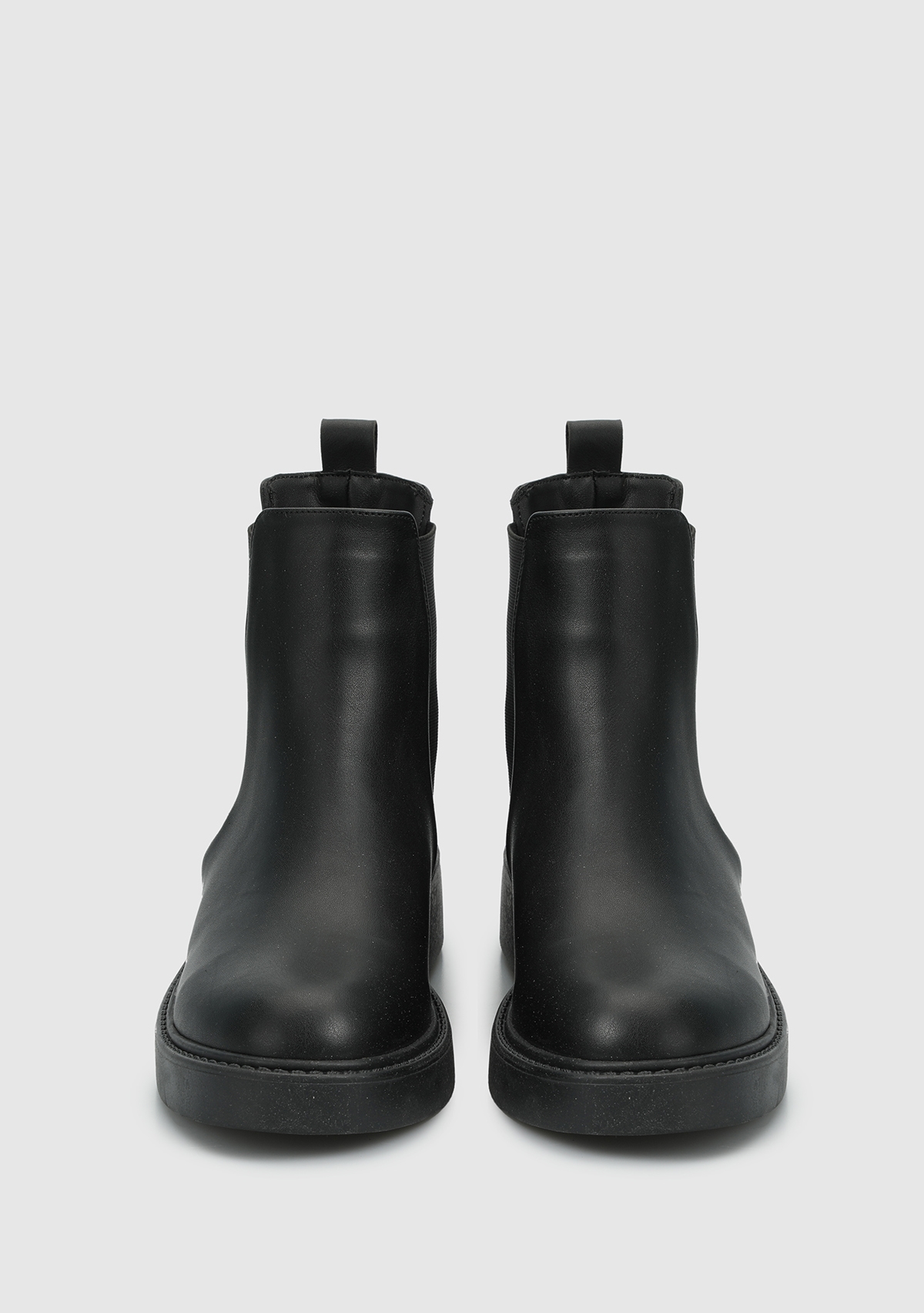 Siyah Kadın Bot - Görsel 4