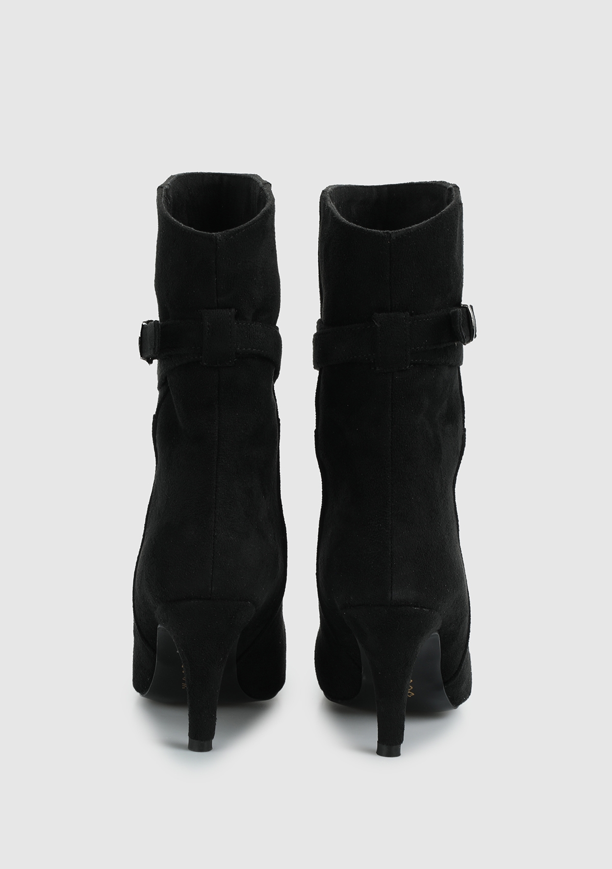 Siyah Kadın Bot - Görsel 5