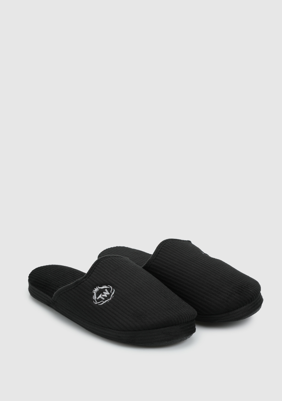 Siyah Erkek Ev Terliği - Görsel 3