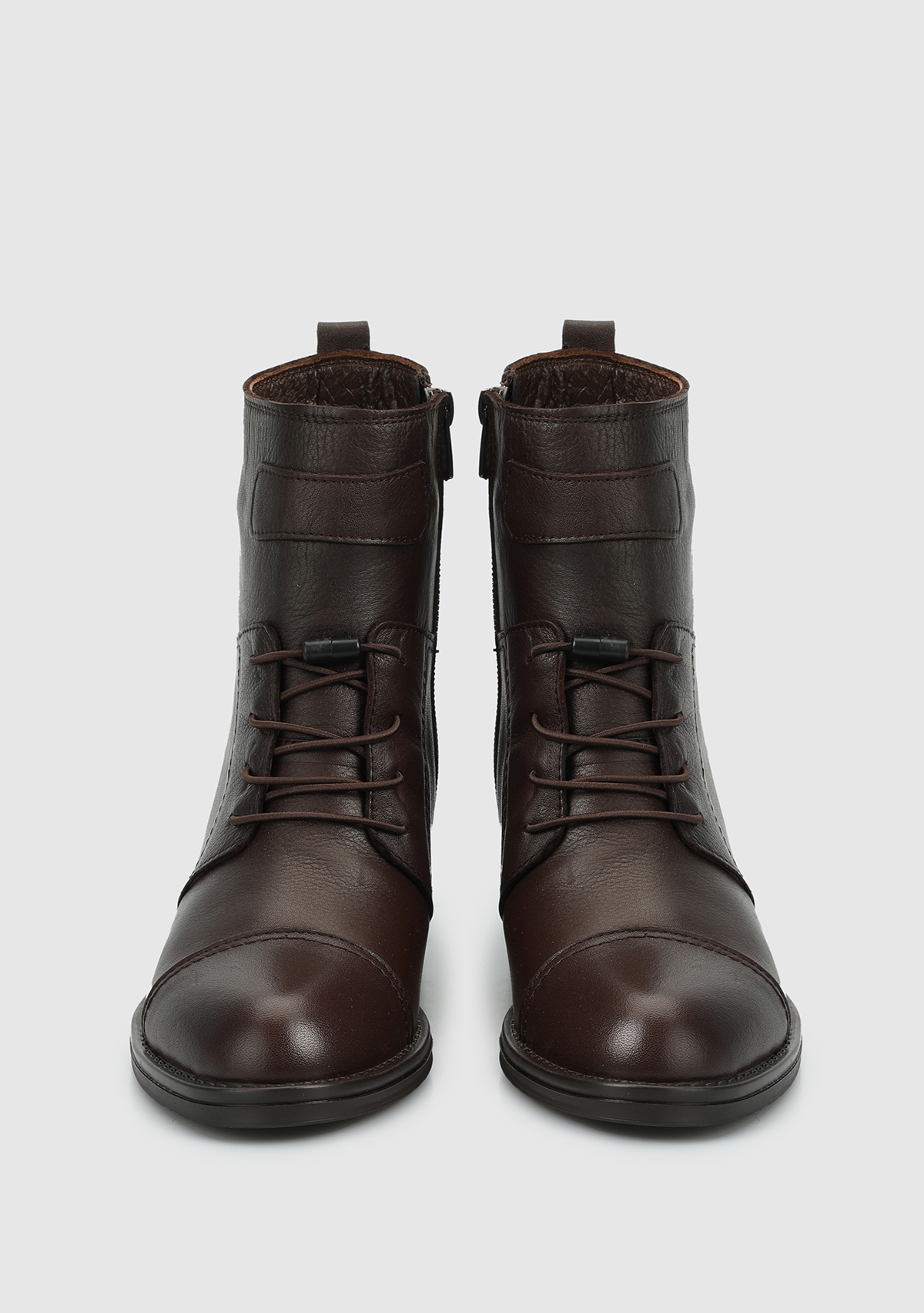 Kahve Deri Kadın Bot - Görsel 4