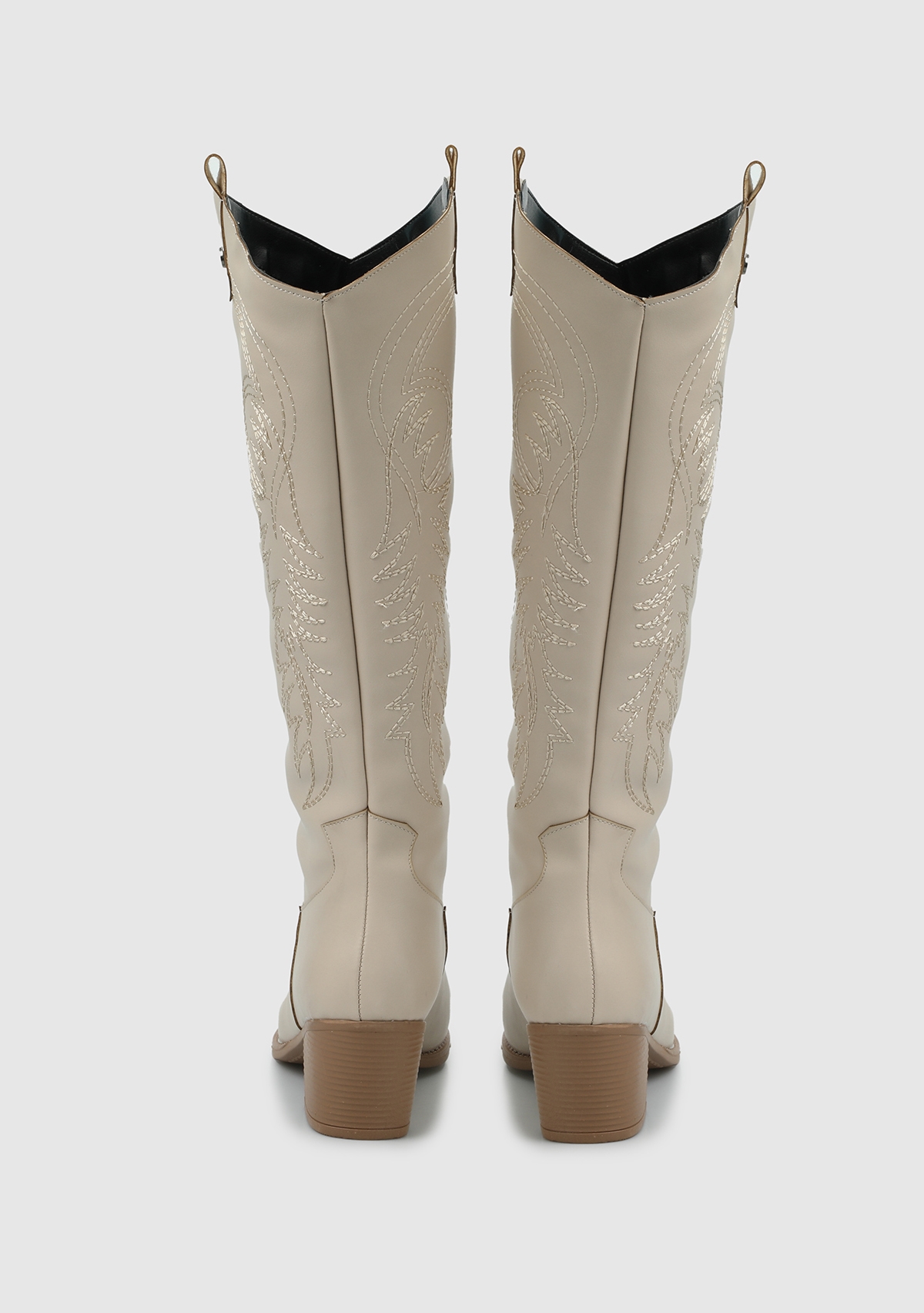 Bej Kadın Bot - Görsel 5