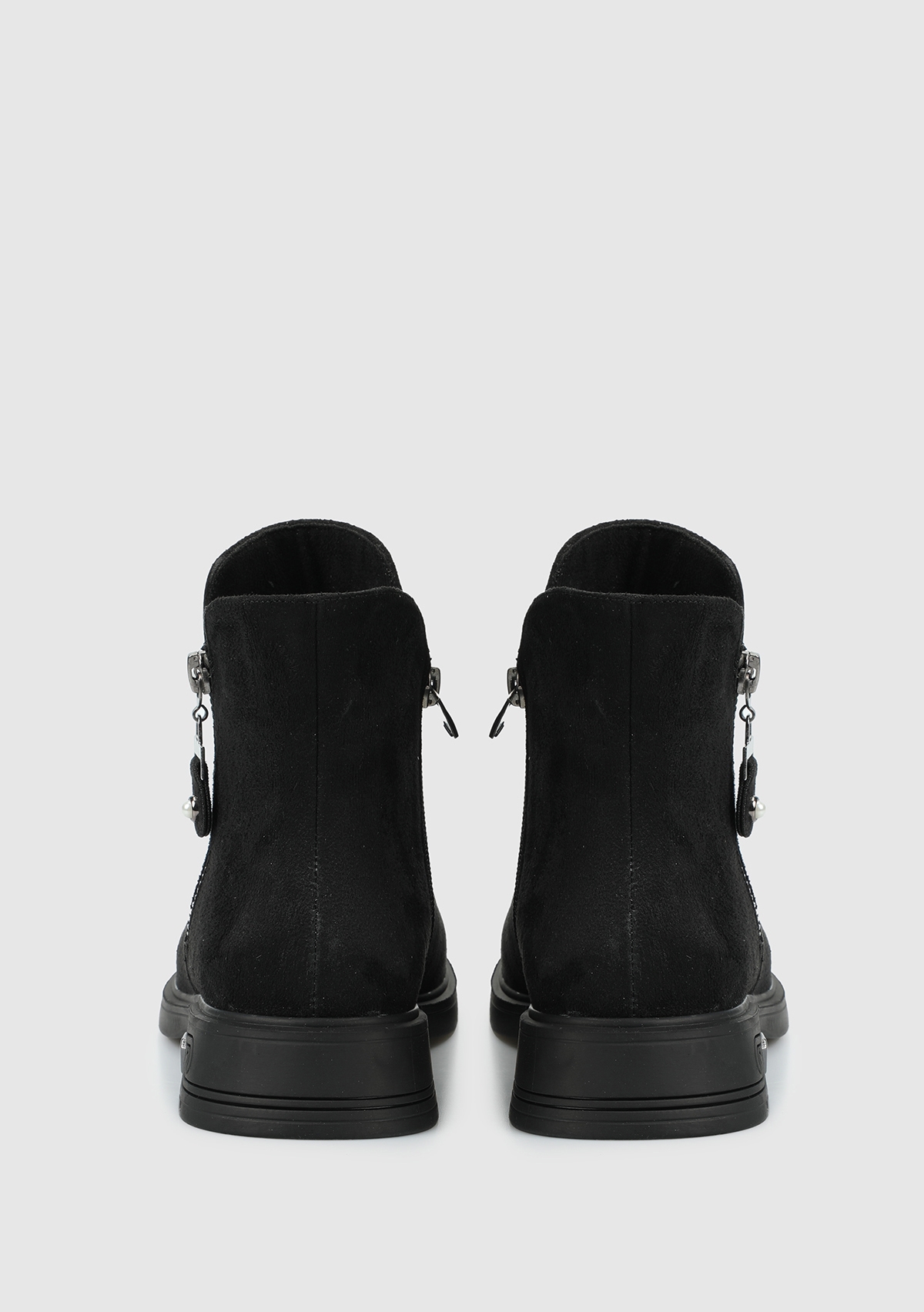 Siyah Kadın Bot - Görsel 5