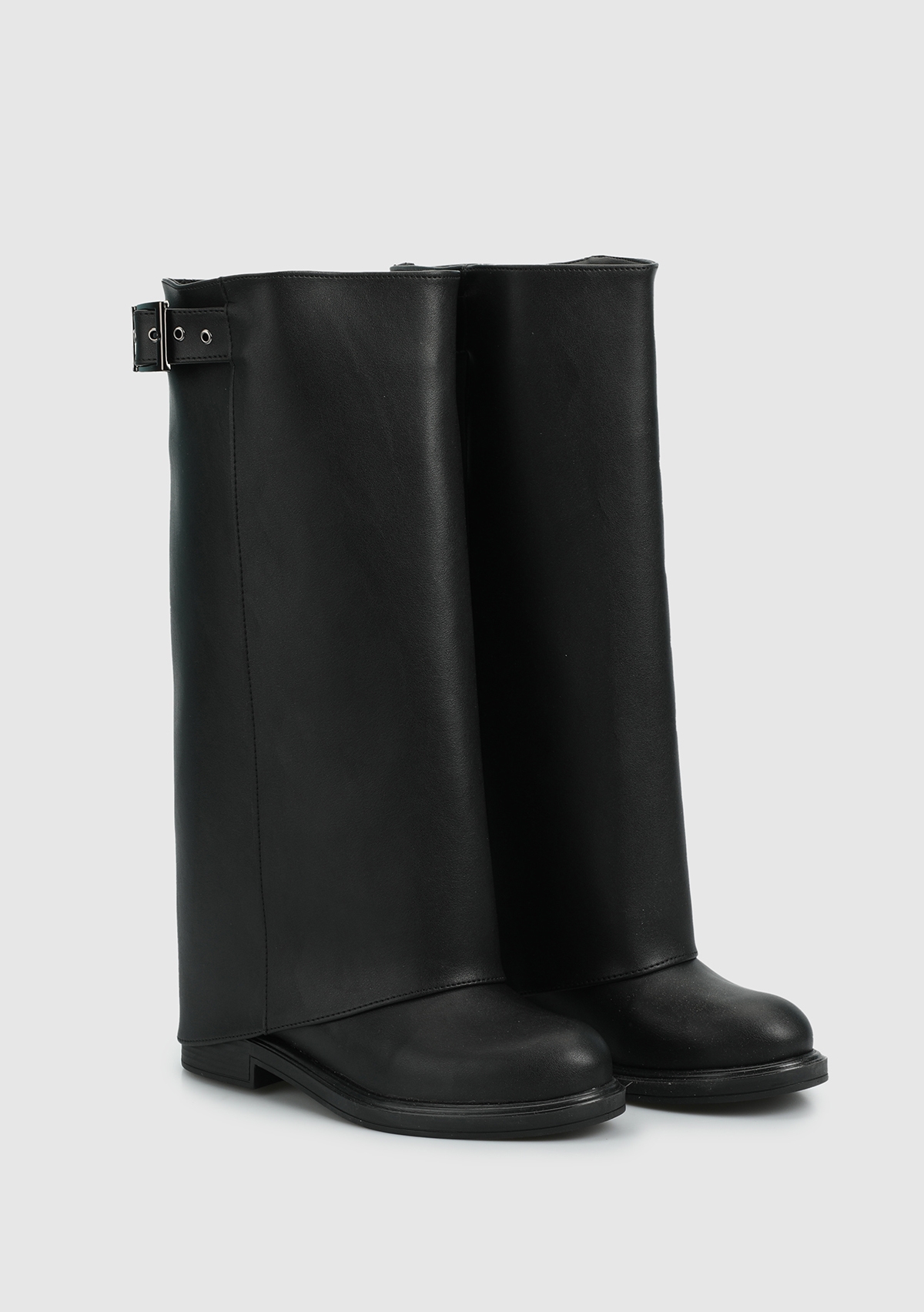 Siyah Kadın Bot - Görsel 3