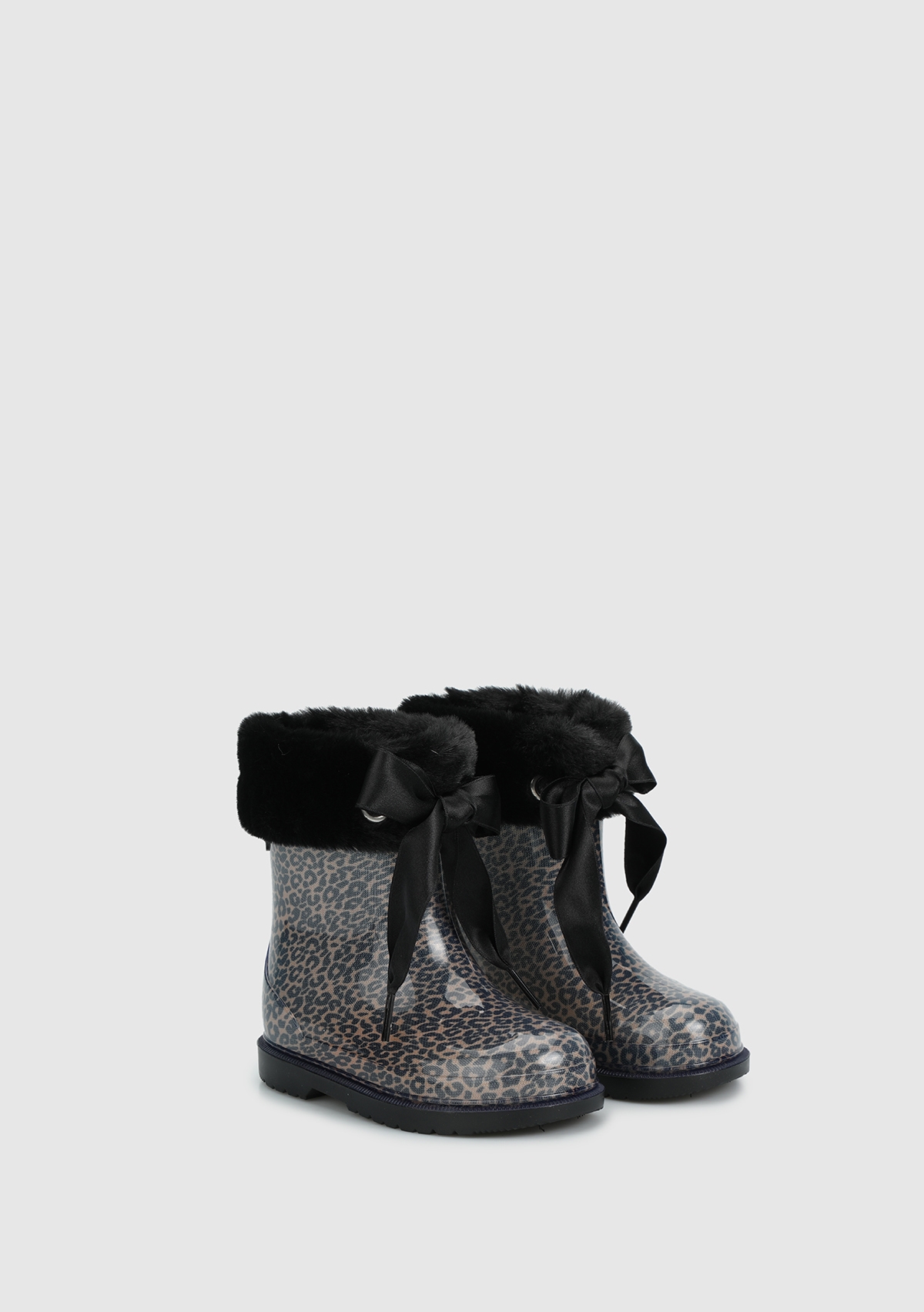 Siyah Yağmur Botu - Görsel 3