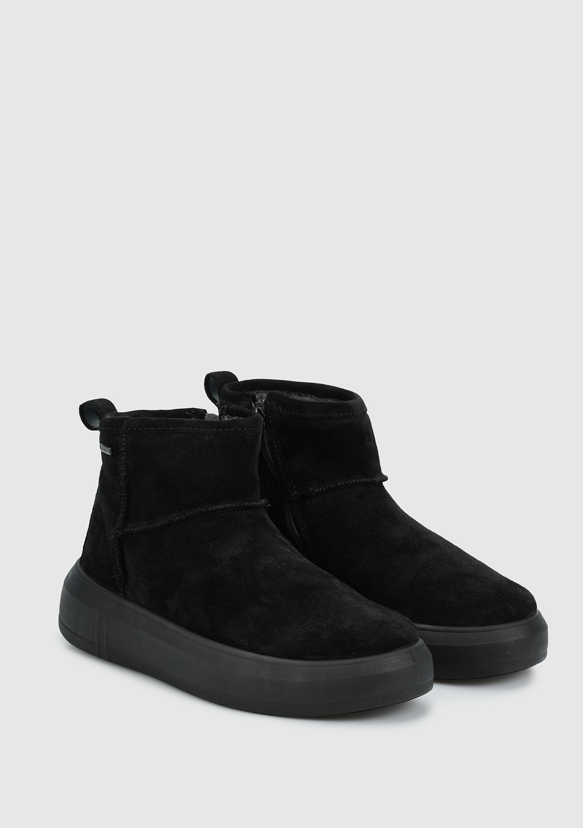 Siyah Deri Kadın Outdoor Bot - Görsel 3