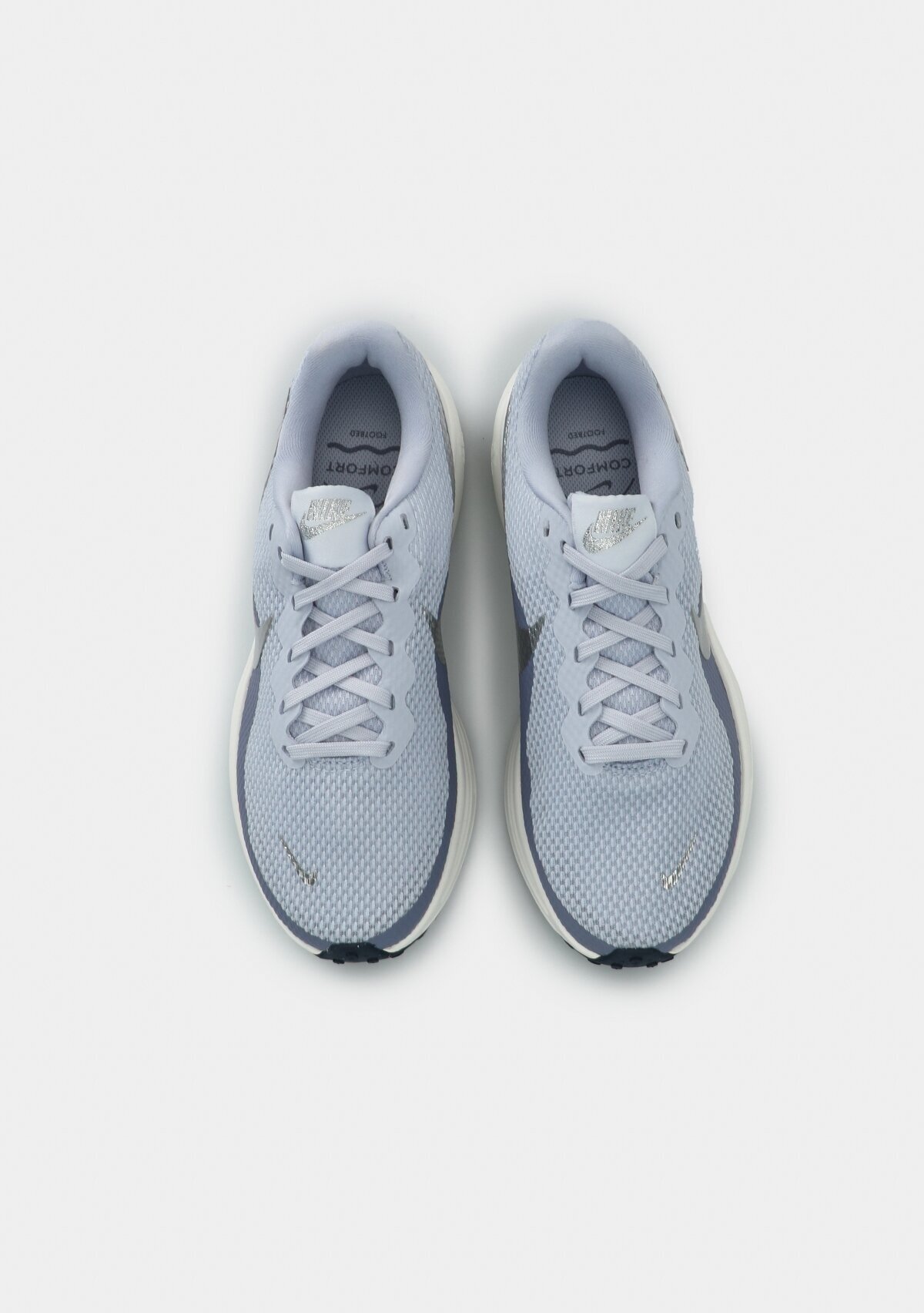 Nike Mavi Nike Revolution 8