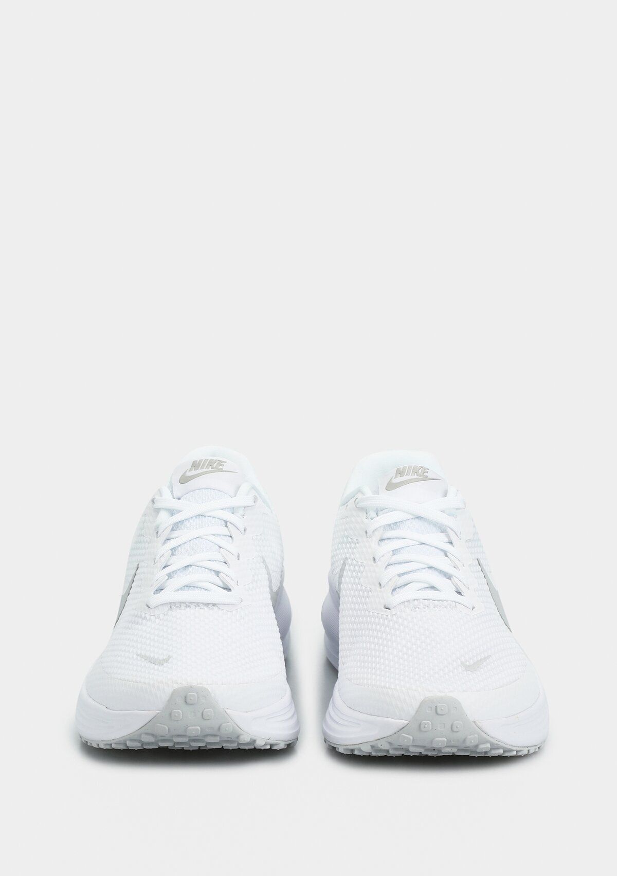 Nike Beyaz Nike Revolution 8