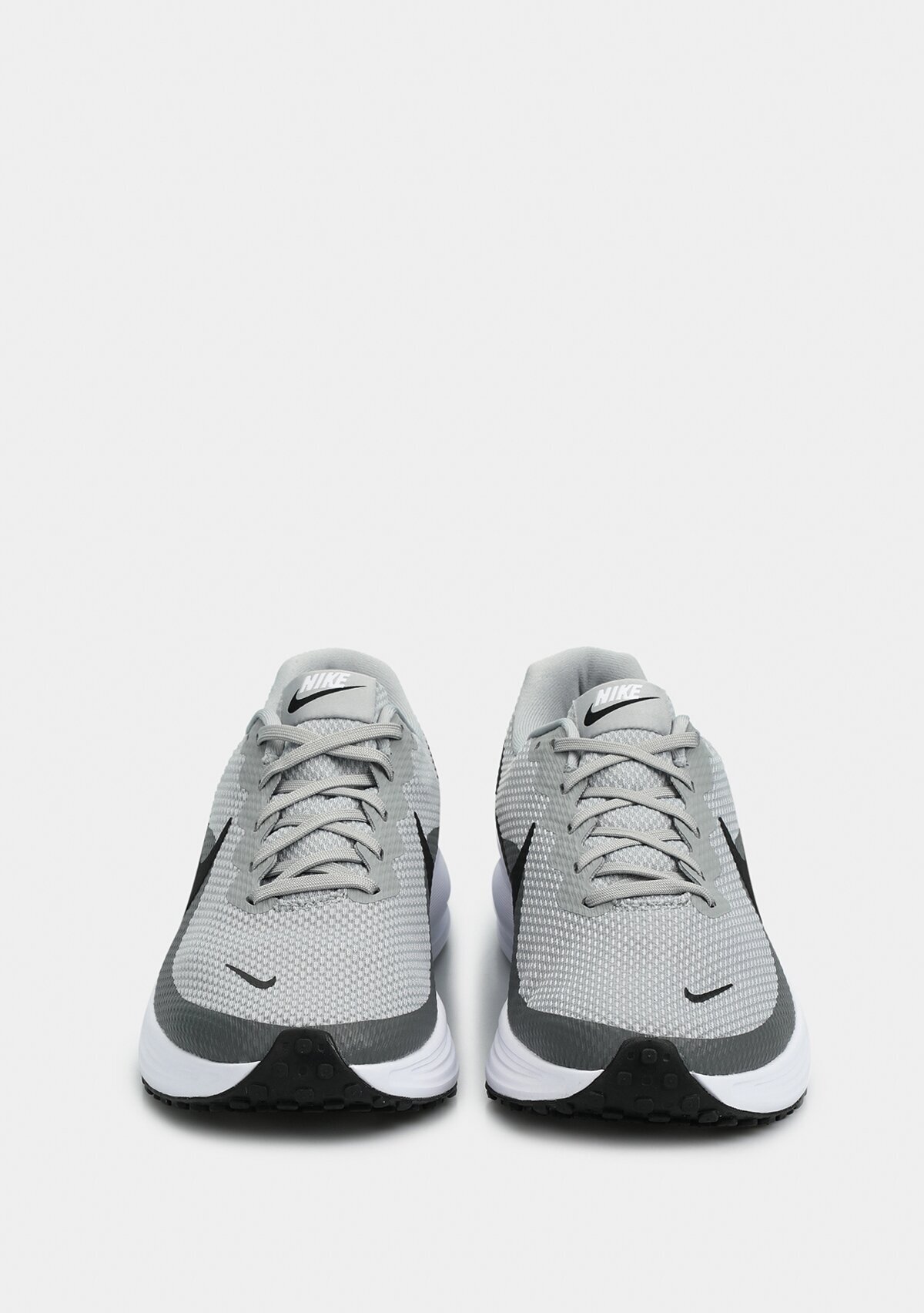 Nike Gri Nike Revolution 8