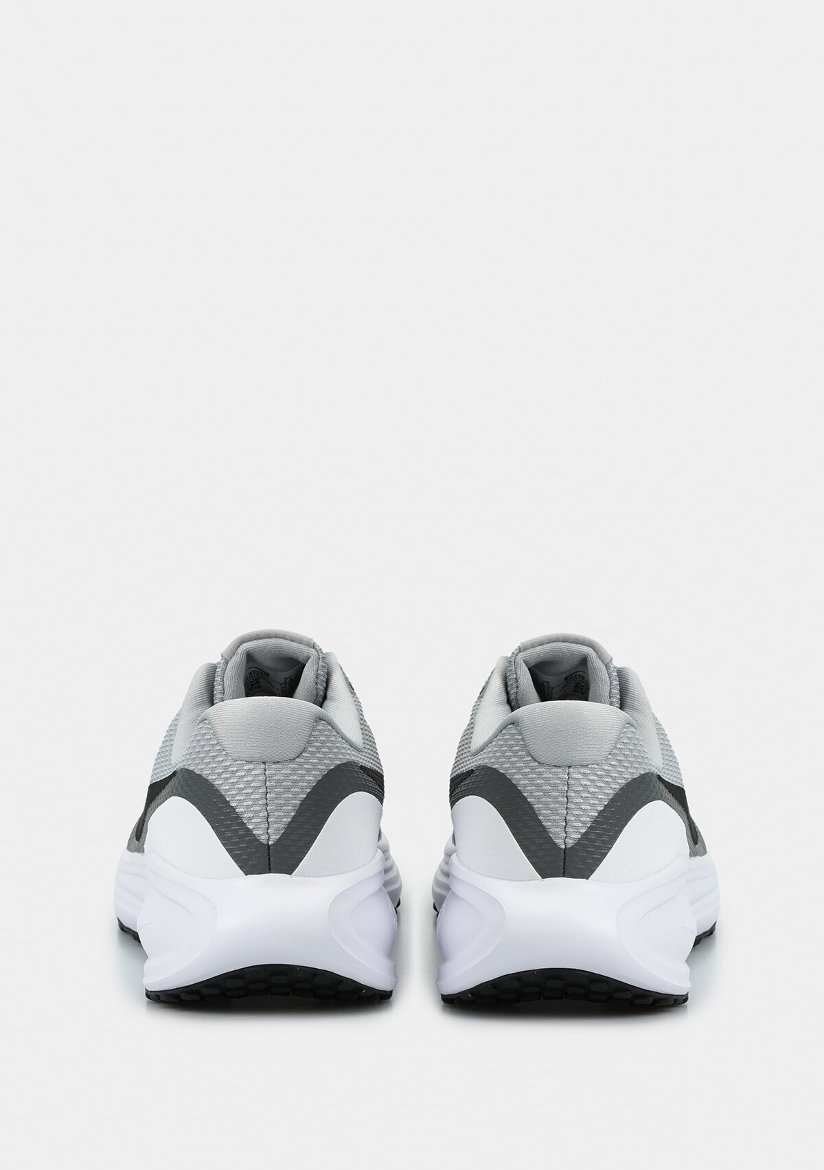 Nike Gri Nike Revolution 8