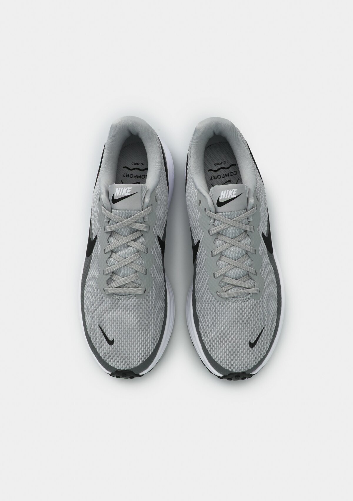 Nike Gri Nike Revolution 8