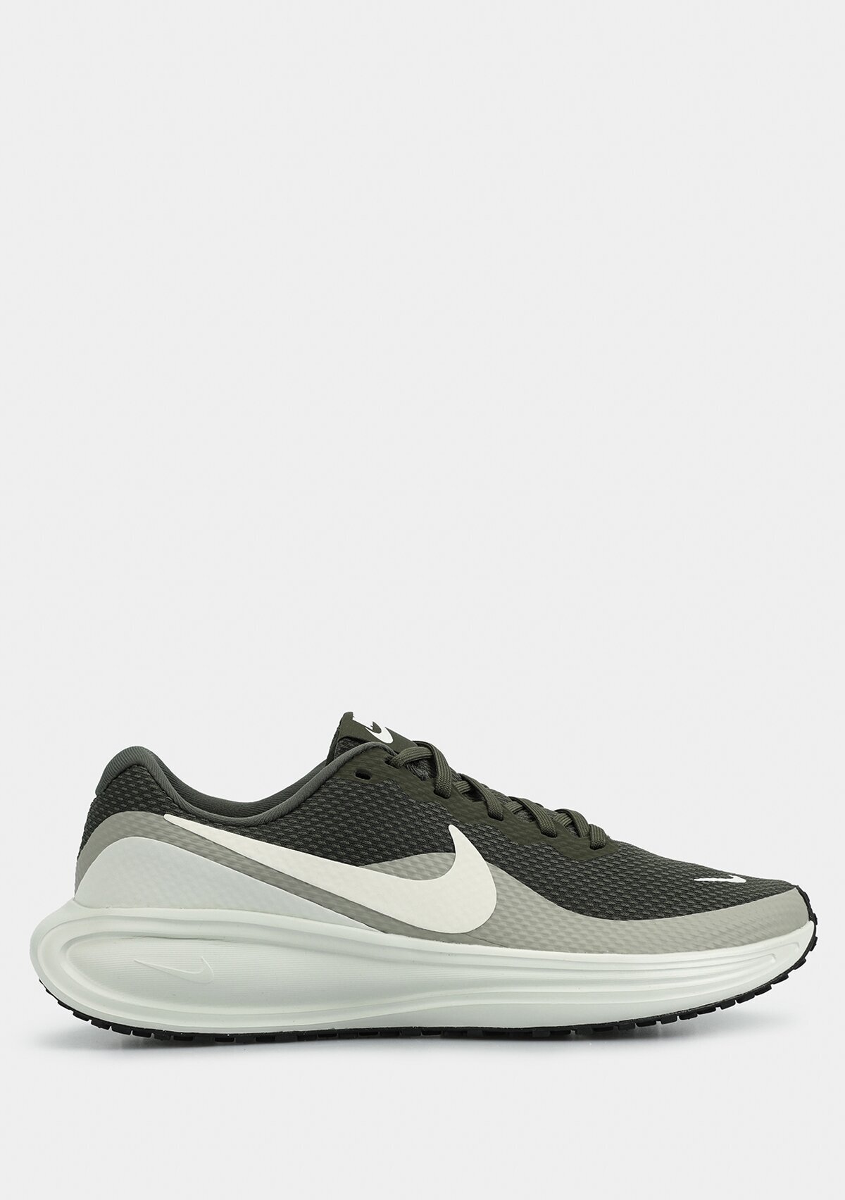 Nike Haki Nike Revolution 8