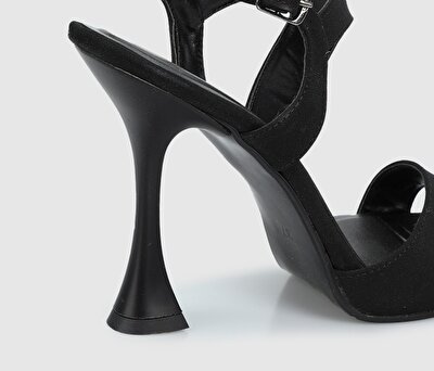  Siyah Kadın Ayakkabı