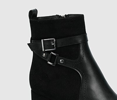 Provoq Siyah Kadın Bot