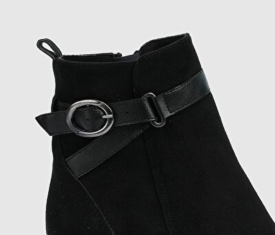 Provoq Siyah Kadın Bot