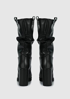 Provoq Siyah Kadın Bot