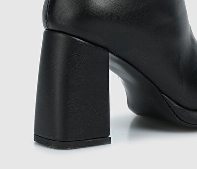 Provoq Siyah Kadın Bot