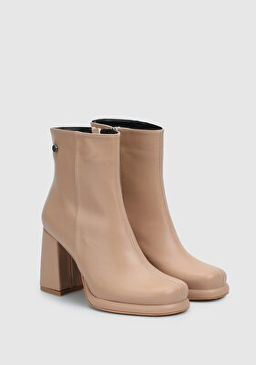 Provoq Nude Kadın Bot