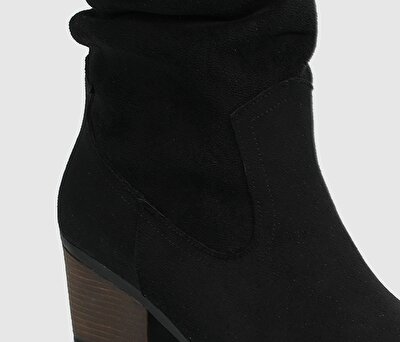 Provoq Siyah Kadın Bot