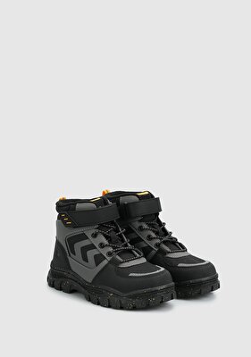 Lumberjack Plane Siyah Erkek Çocuk Outdoor Bot
