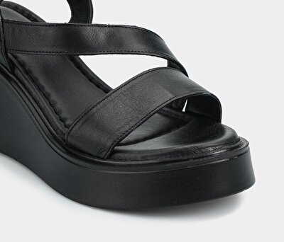 Provoq Siyah Deri Kadın Topuklu Sandalet