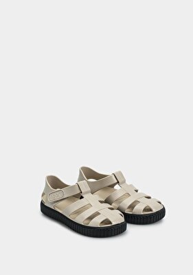 Igor Siyah Kız Çocuk Düz Sandalet