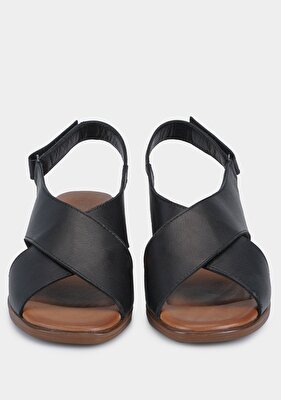 Provoq Siyah Deri Kadın Düz Sandalet