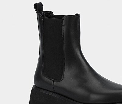 Provoq Siyah Kadın Bot