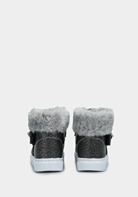 Kiddo Siyah Kız Çocuk Bot